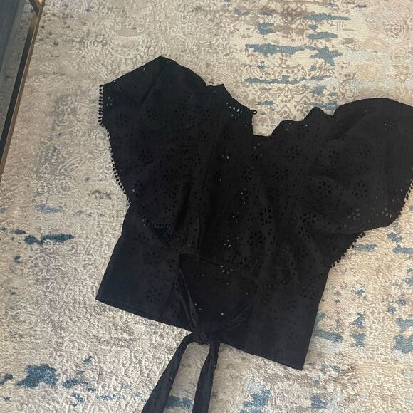 Melissa Odabash Black Flutter Sleeve Crop Blouse - Picture 3 of 3